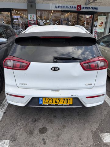 קיה נירו