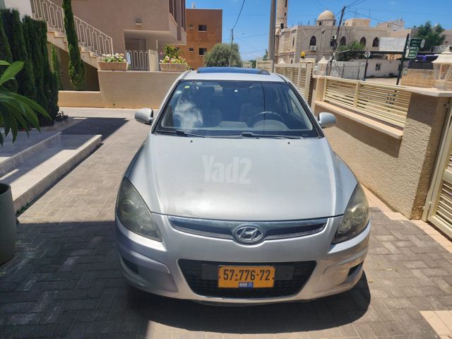 יונדאי i30
