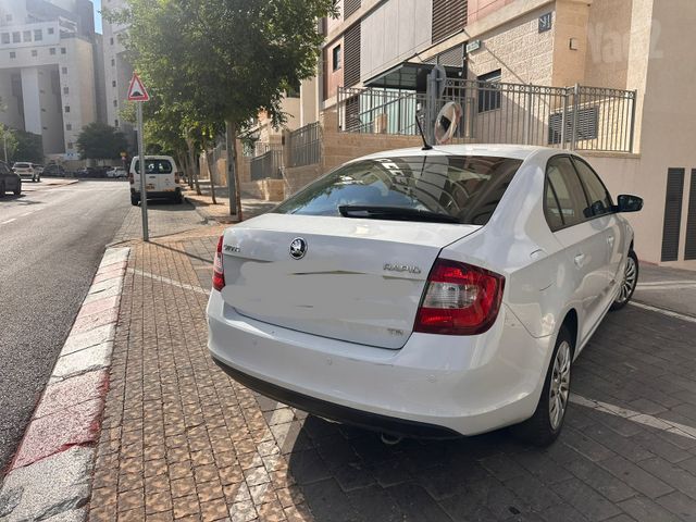 סקודה ראפיד