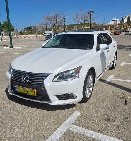 מודעת רכב לקסוס LS