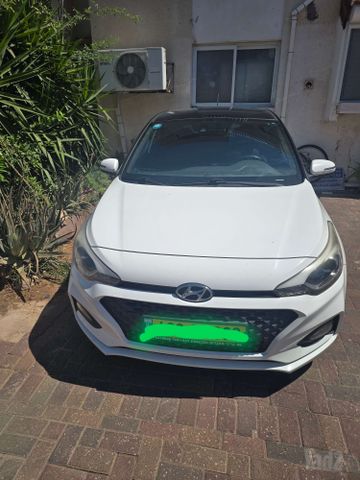 יונדאי i20