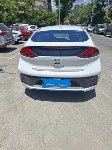 יונדאי איוניק
