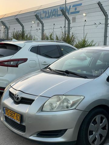 מודעת רכב טויוטה אוריס