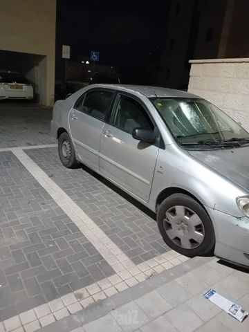 טויוטה קורולה