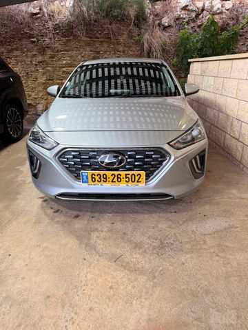 מודעת רכב יונדאי איוניק