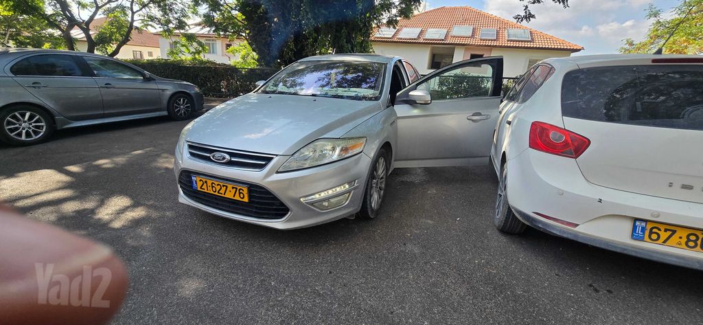 פורד מונדאו