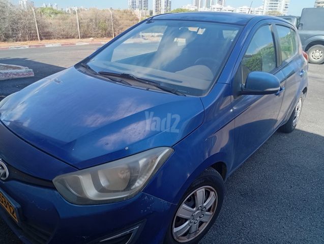 מודעת רכב יונדאי i20