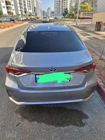 טויוטה קורולה