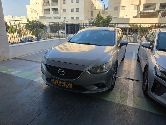 מאזדה 6