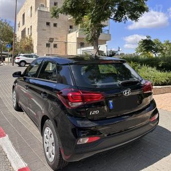 יונדאי i20