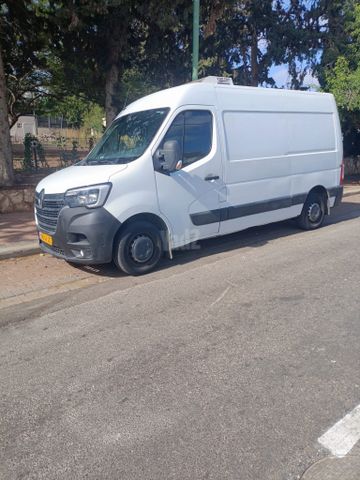 רנו מאסטר