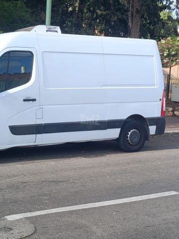 רנו מאסטר