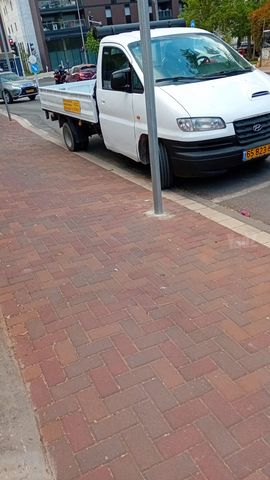 יונדאי H-1 / i800
