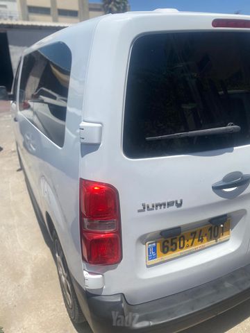 מודעת רכב סיטרואן ג'אמפי 1