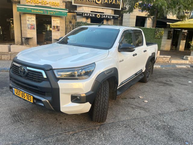 טויוטה היילקס