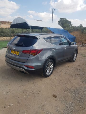 יונדאי סנטה פה