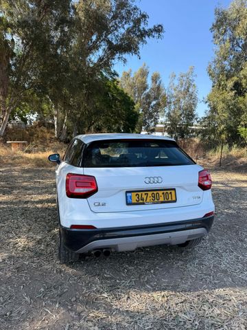 אאודי Q2