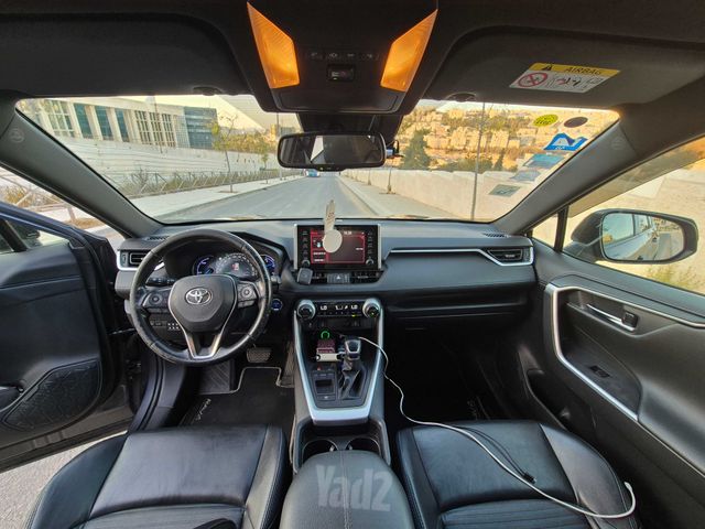 טויוטה RAV4