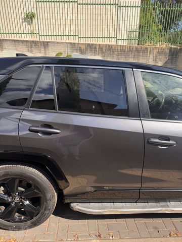 טויוטה RAV4