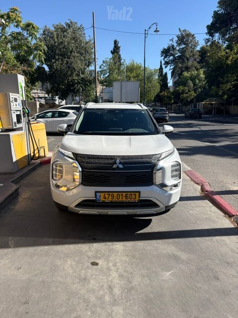 מודעת רכב מיצובישי אאוטלנדר