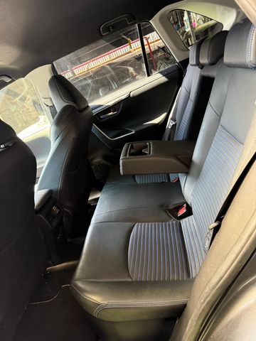 טויוטה RAV4