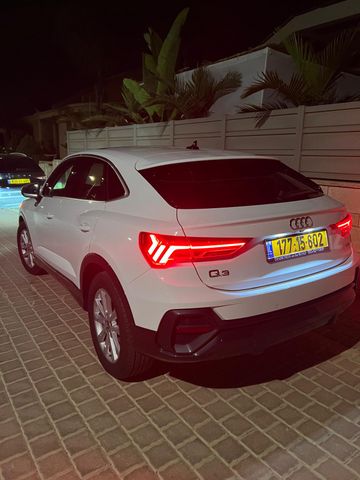 אאודי Q3