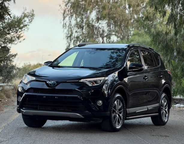 טויוטה RAV4