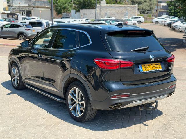 אם ג'י EHS PHEV