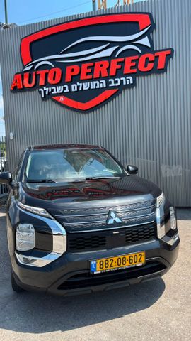 מיצובישי אאוטלנדר