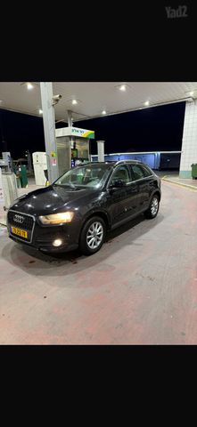 אאודי Q3