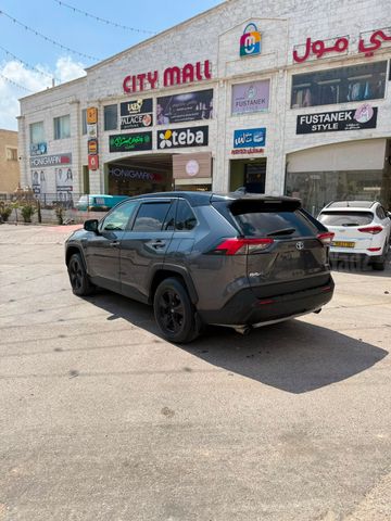 טויוטה RAV4