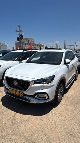 מודעת רכב אם ג'י EHS PHEV