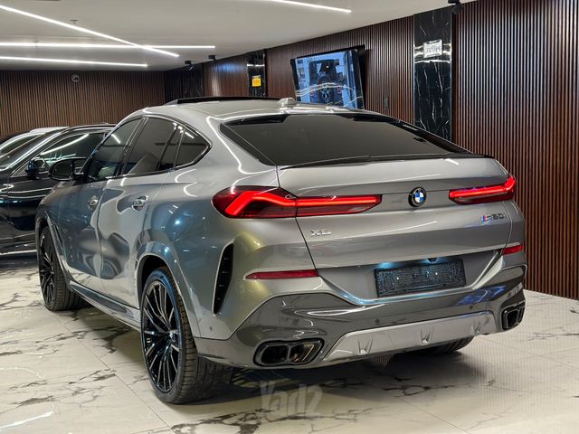 ב מ וו X6