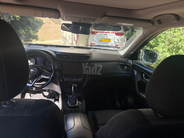 ניסאן אקס טרייל