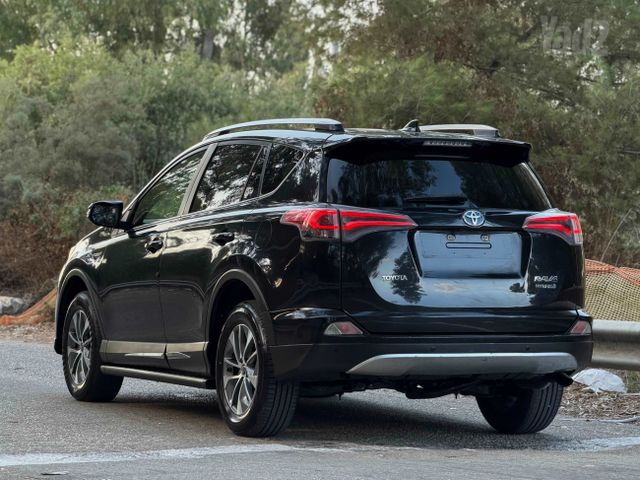 טויוטה RAV4