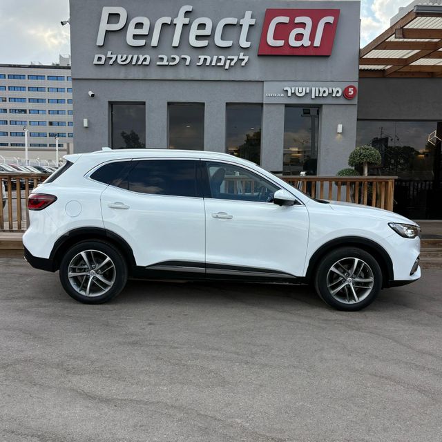 אם ג'י EHS PHEV