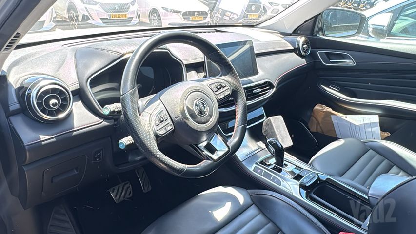 אם ג'י EHS PHEV