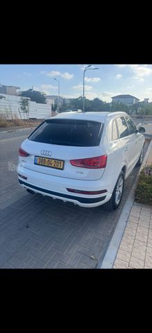 אאודי Q3
