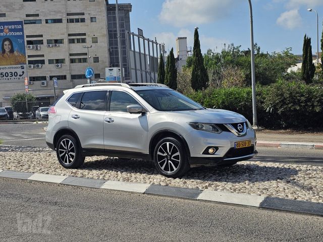 ניסאן אקס טרייל