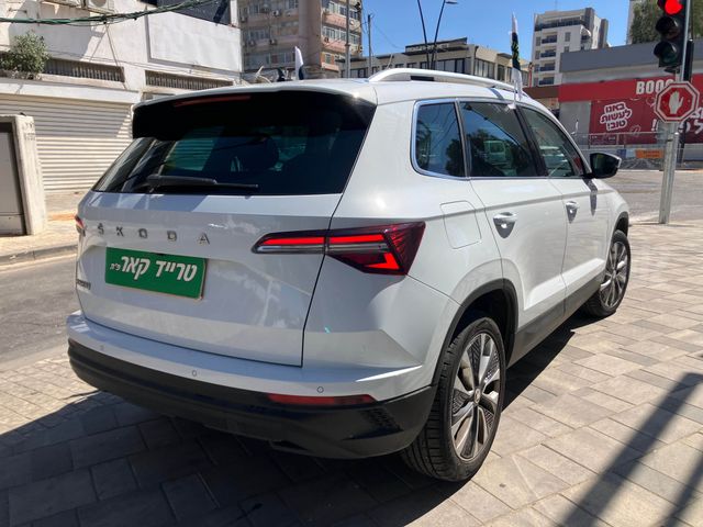 מודעת רכב סקודה קארוק 1