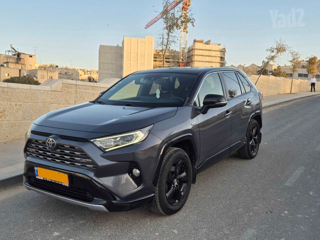 מודעת רכב טויוטה RAV4