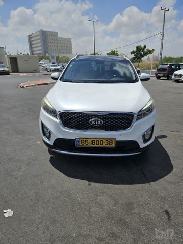 קיה סורנטו