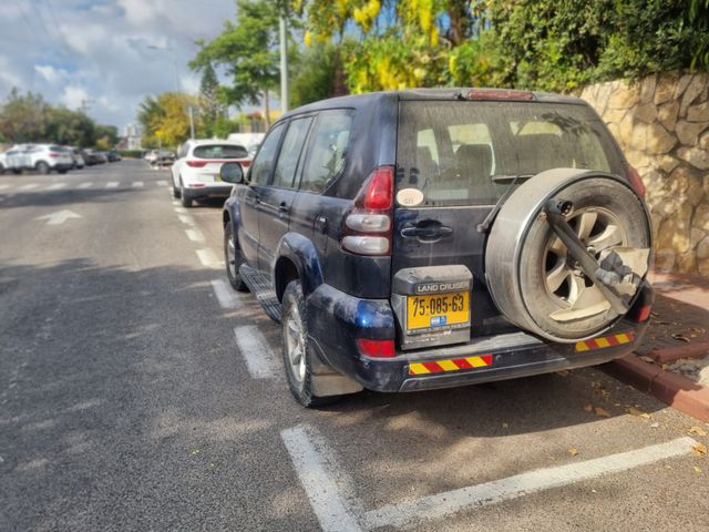 מודעת רכב טויוטה לנד קרוזר