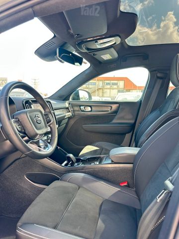 וולוו XC40