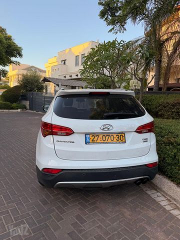 יונדאי סנטה פה