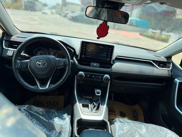טויוטה RAV4