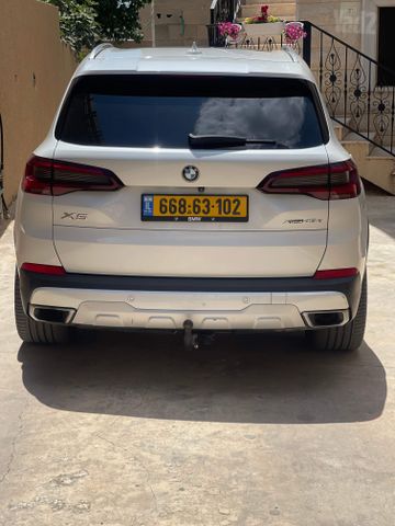 ב מ וו X5