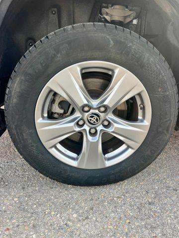 טויוטה RAV4