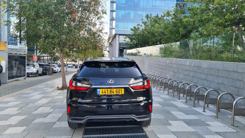 לקסוס RX