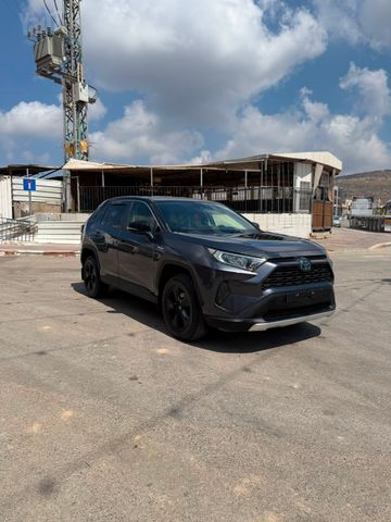 טויוטה RAV4